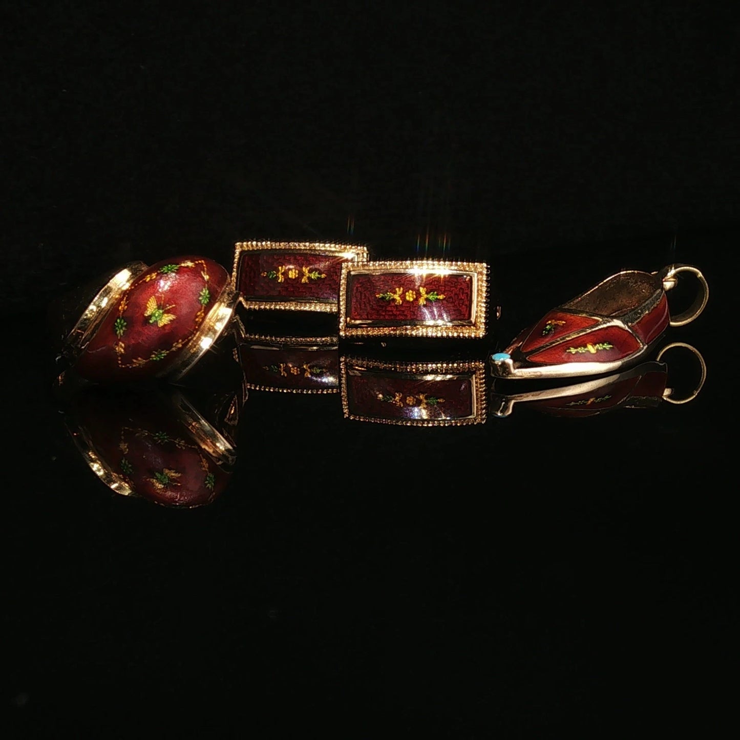 Vintage 14K Yellow Gold Red Enamel Butterfly Motif Ring Slipper Pendant Earrings