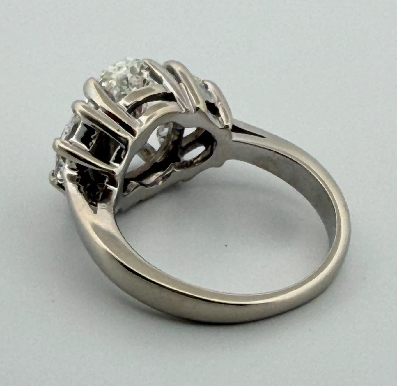Natural 1.55ct GIA Elongated Oval Diamond Three-Stone Ring 14KW G SI1 Half Moon