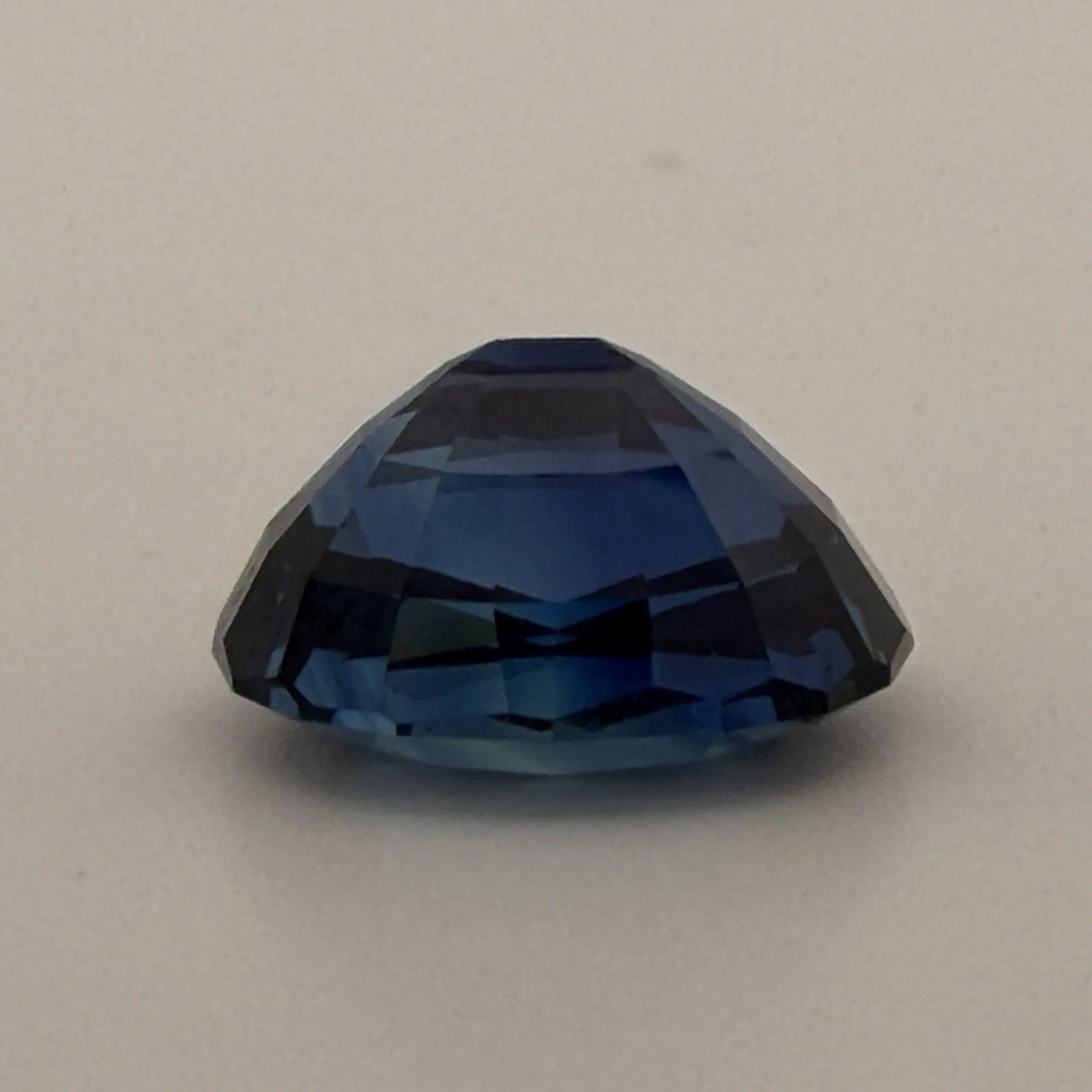 Natural Heated Thailand Loose Blue Sapphire GIA 6.37ct Oval Faceted, secondary angle