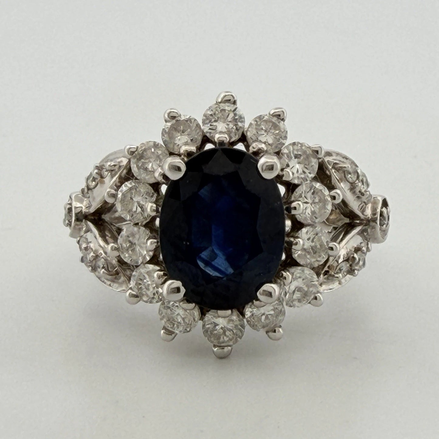 14K White Gold Natural Oval Blue Sapphire Diamond Halo Ring 6.3g Size 6.75