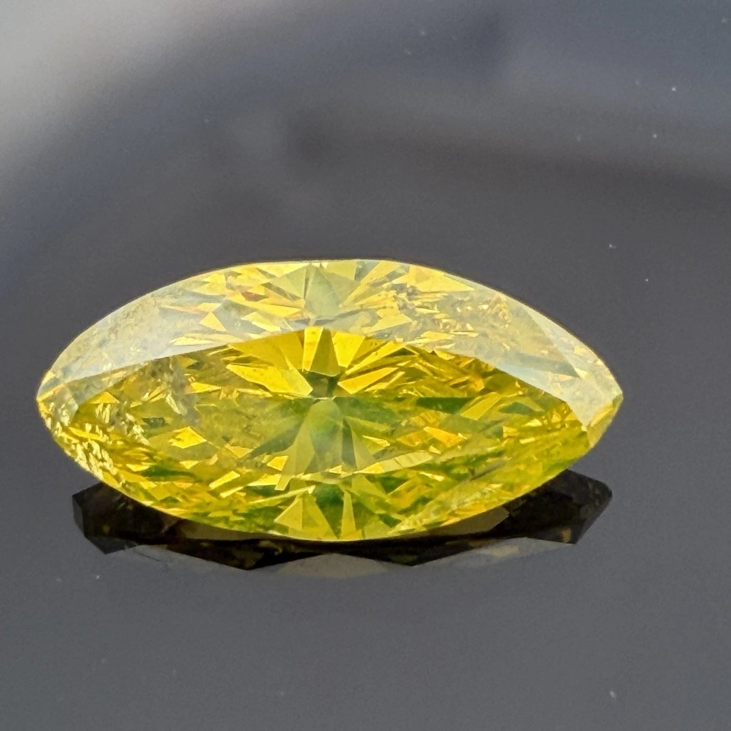 Loose GIA 1.33CT Fancy Vivid Greenish Yellow Diamond I2 Treated Marquise