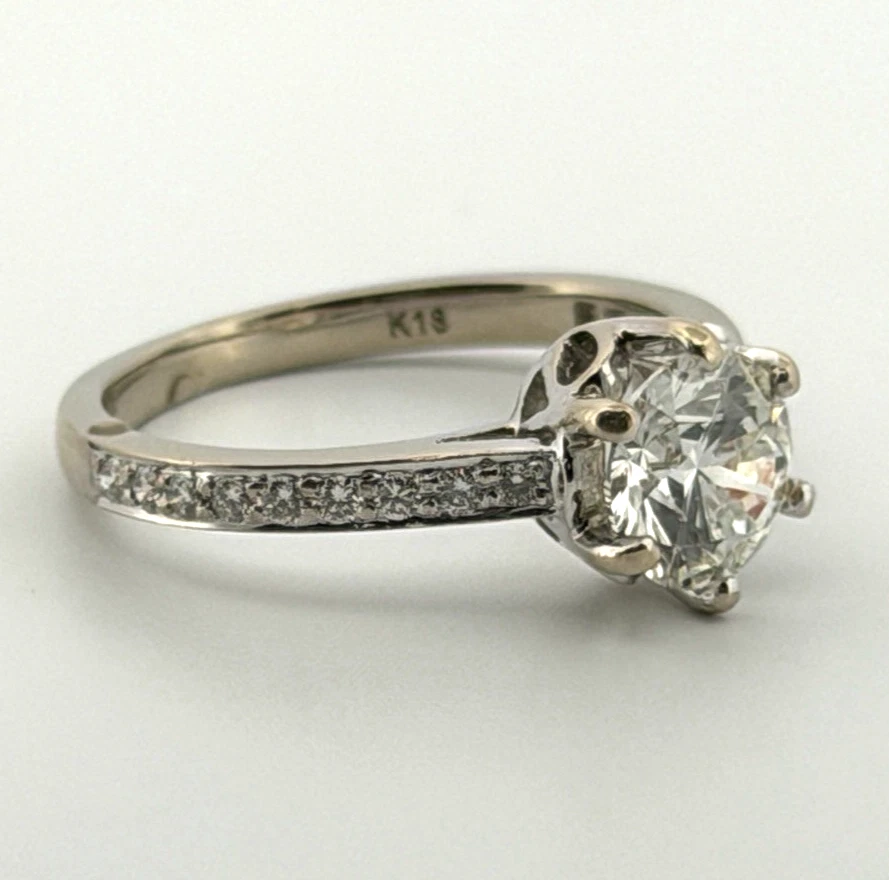 14K White Gold Engagement Ring GIA .96ct Round Natural Diamond SI1 I Size 4.75 by Devine & Co — band detail