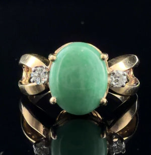Estate 14K Yellow Gold Jadeite Jade Diamond Ring Oval Cabochon Size 6