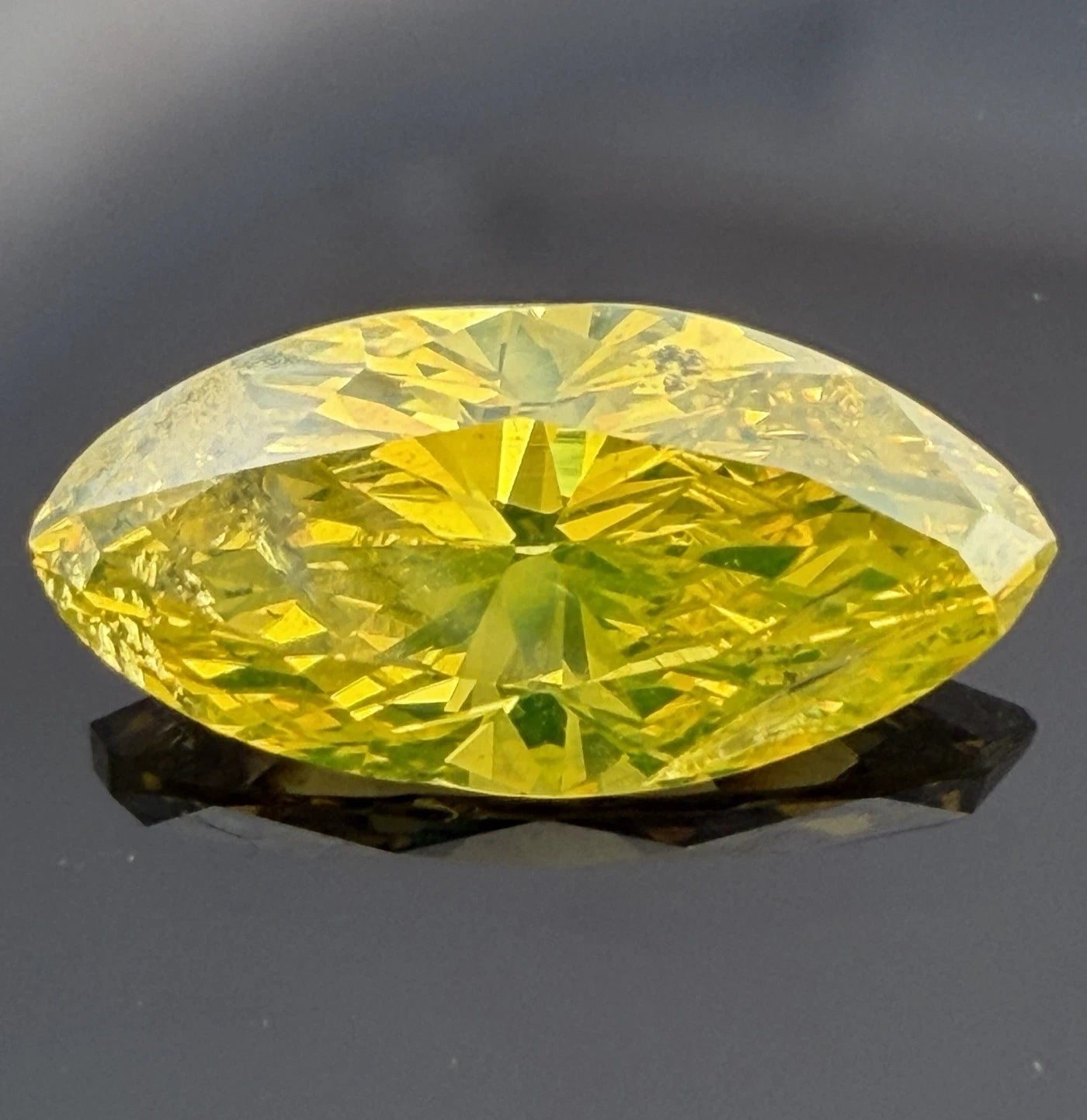 Loose GIA 1.33CT Fancy Vivid Greenish Yellow Diamond I2 Treated Marquise