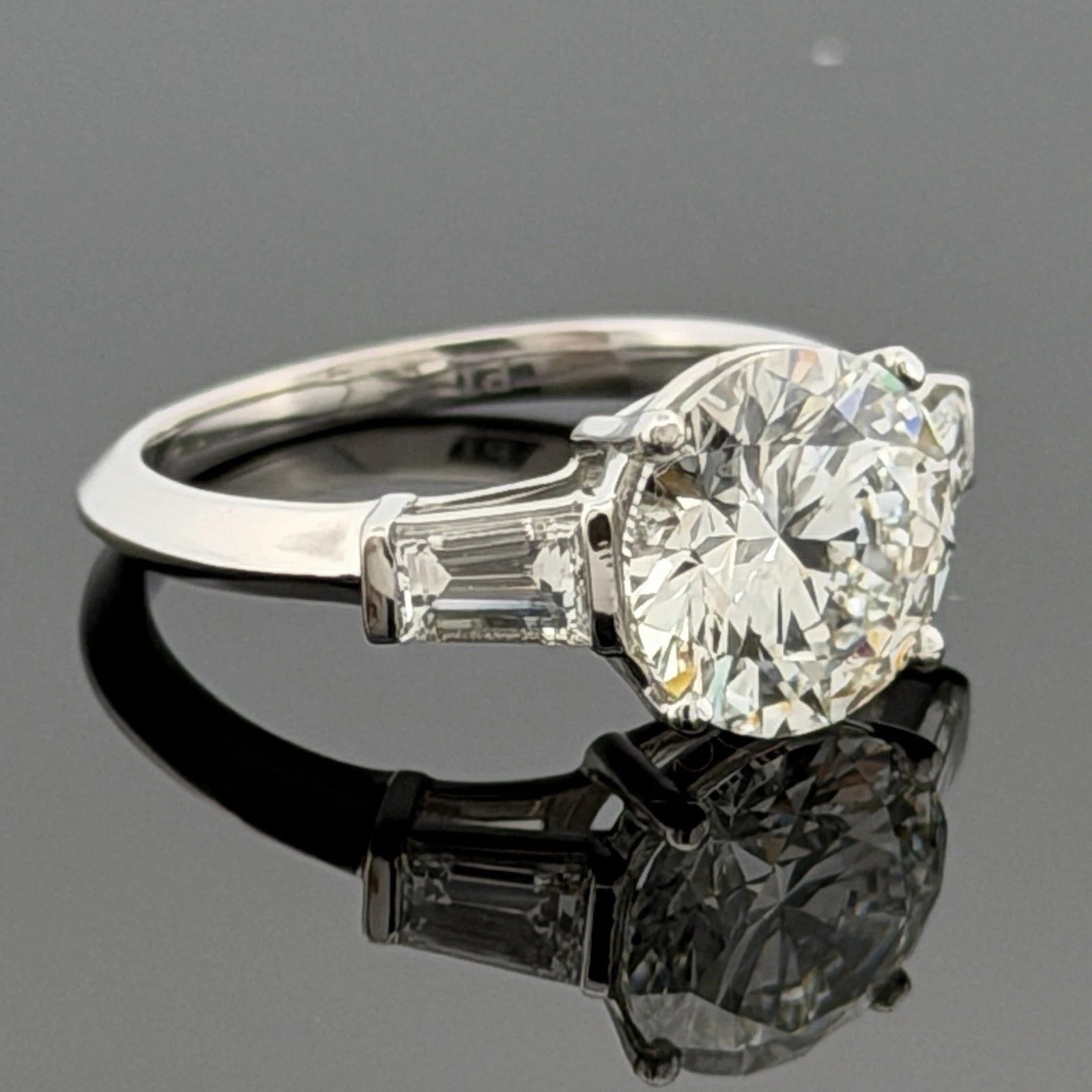 Consignment - Platinum 3.01ct Round Brilliant Natural Diamond GIA Baguettes Three-Stone Ring - platinum, diamond, ring - (...