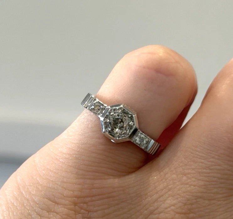 Vintage 14K White Gold Old European Cut Diamond Ring 0.60 CTW Size 6.25 Estate - Devine & Co.